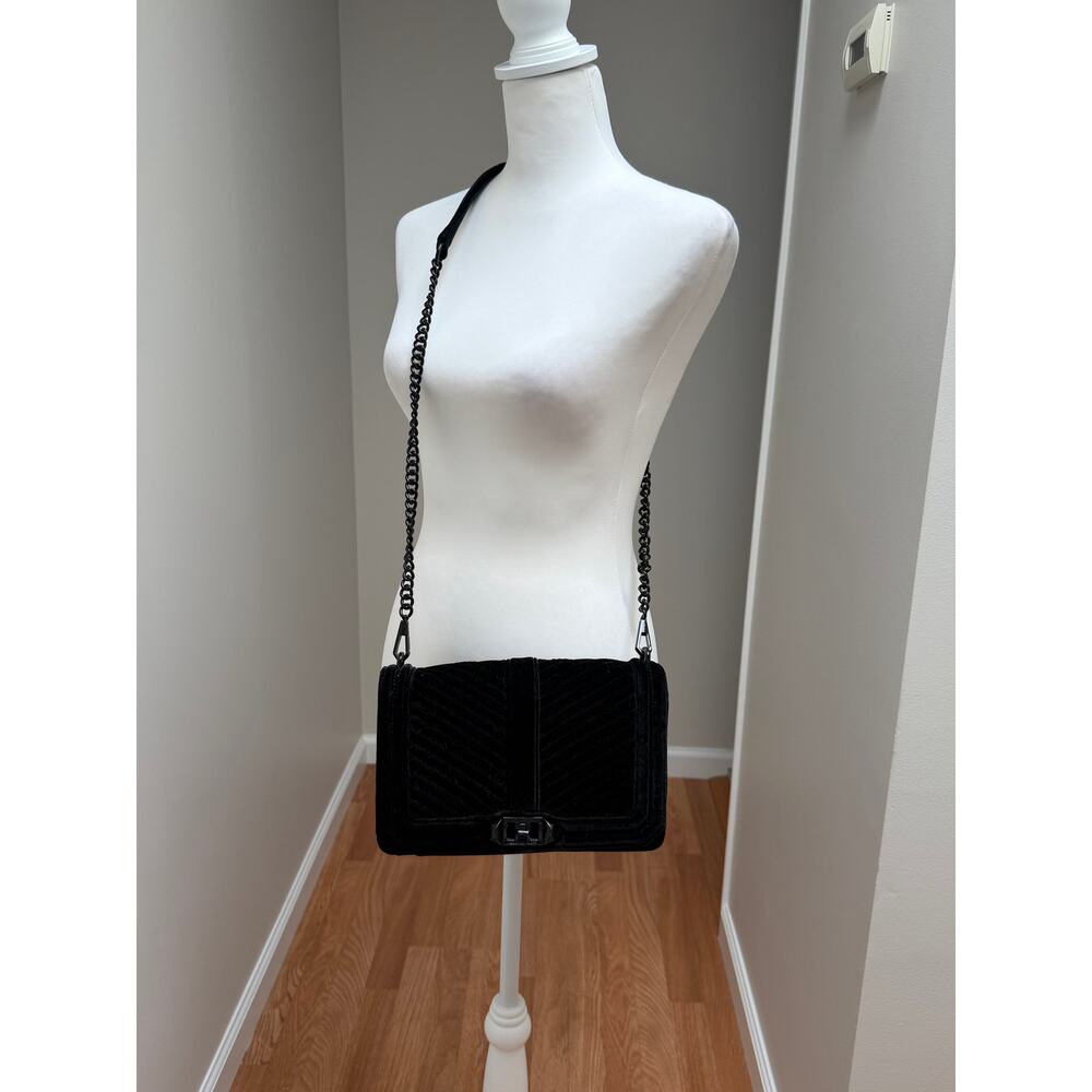 Rebecca Minkoff Velvet Quilted Chevron Crossbody Bag Black Adjustable Chain - Picture 3 of 11